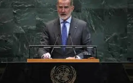 ملك إسبانيا يدعو لاتخاذ موقف قوي ضد العنف والدمار في غزة وحماية المدنيين والمدارس