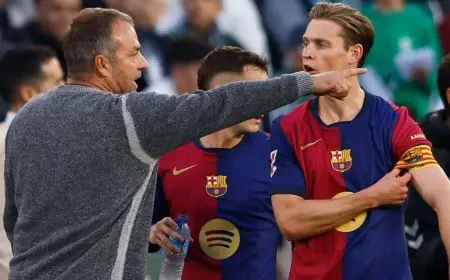 دي يونغ يدفع فليك للسعادة بمقاطعة السوشيال ميديا