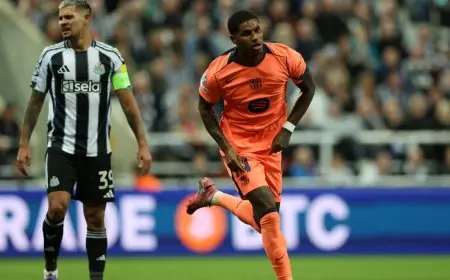 تحذير قوي من أسطورة إنجلترا لراشفورد: برشلونة يمتلك البديل المناسب