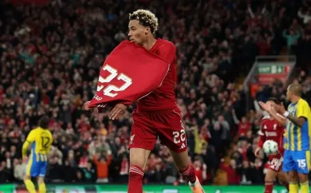 ليفربول يفرض غرامة 400 ألف إسترليني على إيكيتيكي بسبب حادثة القميص