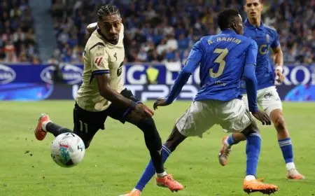 فليك يساند غارسيا بعد خطأ كارثي ويثير تساؤلات حول أداء رافينيا