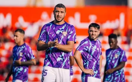 رامي ربيعة يتعرض للإصابة في معركة العين ضد شباب الأهلي في الدوري الإماراتي