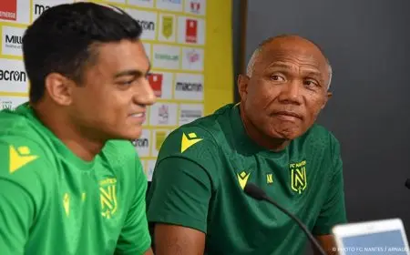 مصطفى محمد ينتقد بشدة كومباريه كأضعف مدرب تعامل معه