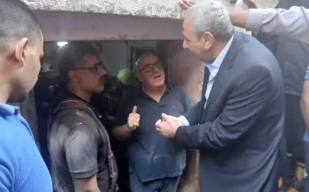 محافظ الغربية يعلن استمرار الجهود لإنقاذ 3 أشخاص تحت أنقاض مصنع منهار بالمحلة