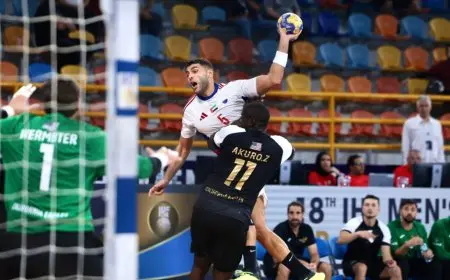 الشارقة الإماراتي يحقق فوزاً مثيراً على كاليفورنيا إيجلز في افتتاح مونديال الأندية لكرة اليد