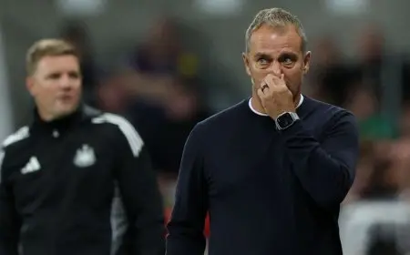 صداع مفاجئ يربك حسابات فليك وبرشلونة قبل مواجهات سوسيداد وباريس