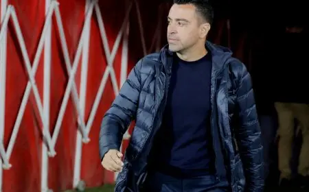 مرشح جديد من أساطير برشلونة لقيادة الاتحاد خلفاً للوران بلان