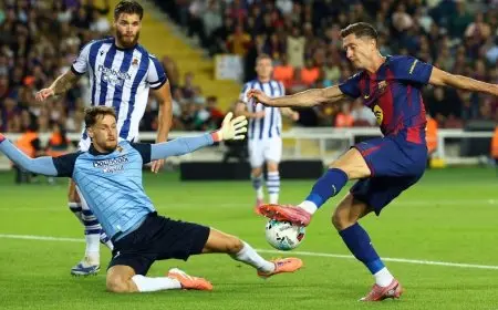 برشلونة يتفوق على سوسيداد ويزيح ريال مدريد عن صدارة الليغا