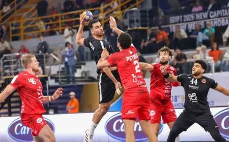 مواجهة مرتقبة: الأهلي يلتقي برشلونة في نصف نهائي كأس العالم للأندية لكرة اليد