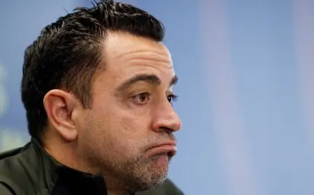 تشافي يقرر موقفه النهائي من عرض الاتحاد السعودي