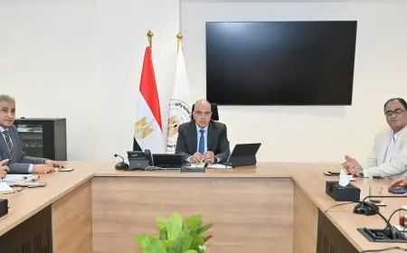 وزير الري يؤكد على ضرورة متابعة التزام الأفراد والمستثمرين بحماية القطاع المائي للنهر