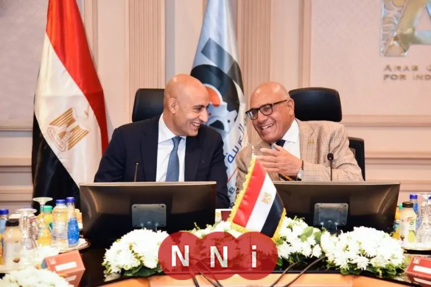 وزير التربية والتعليم ورئيس الهيئة العربية للتصنيع يتباحثان حول تعزيز التعاون في مجالات التعليم التفاعلي والذكاء الاصطناعي