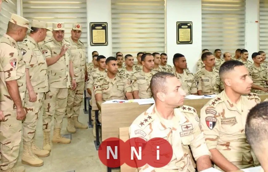 رئيس الأركان يزور المعاهد العسكرية التخصصية لتفقد المنظومة التعليمية لضباط القوات المسلحة