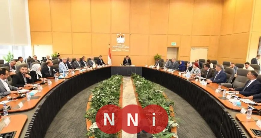 وزير الإسكان يترأس اجتماع اللجنة التنسيقية العليا لمتابعة مشاريع العمل في جميع المدن