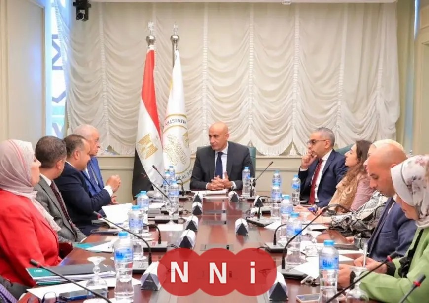 وزير التربية والتعليم يجتمع بوفد من مؤسسة “مصر الخير” لبحث سبل تعزيز التعاون في عدة مبادرات