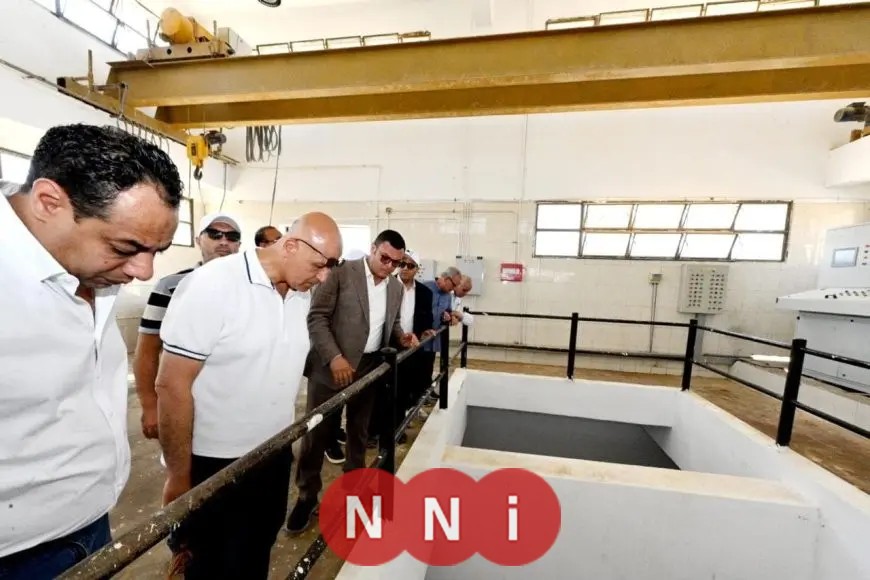 وزير الإسكان يزور محطة رفع صرف صحي الخامسة شرق في مدينة 6 أكتوبر