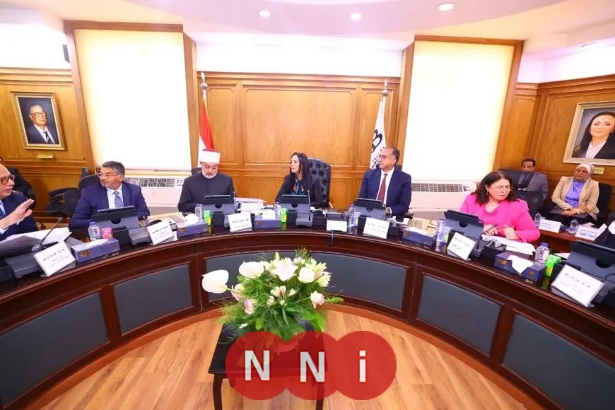 وزيرة التضامن تقود اجتماع بنك ناصر الاجتماعي عقب تشكيله الجديد لتطوير الخدمات الاجتماعية