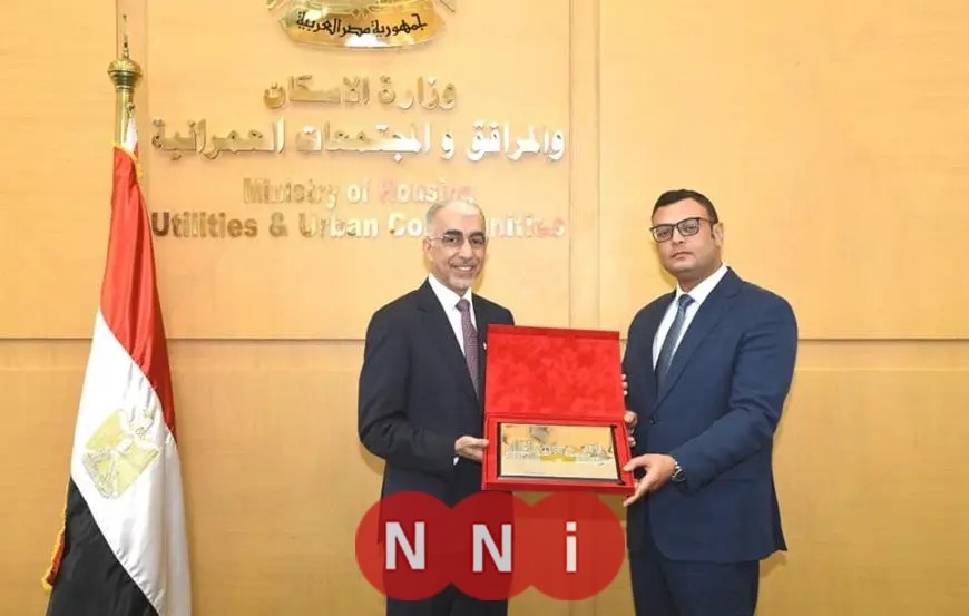 وزير الإسكان يبحث التعاون المصري البحريني مع وزير الأشغال البحريني