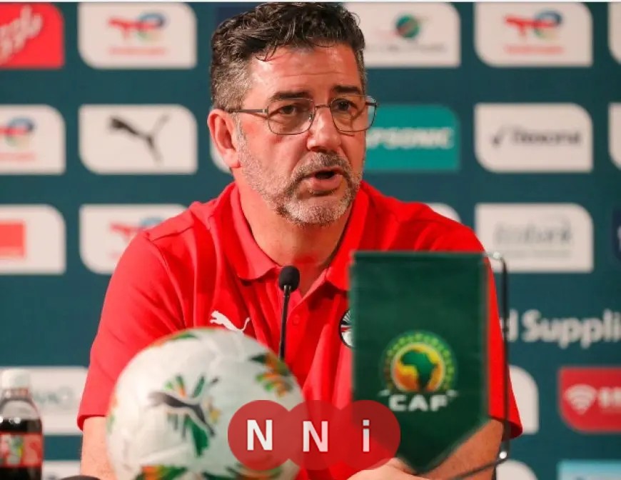 شوبير يكشف تفاصيل مفاوضات الأهلي مع المدرب البرتغالي روي فيتوريا لتولي تدريب الفريق