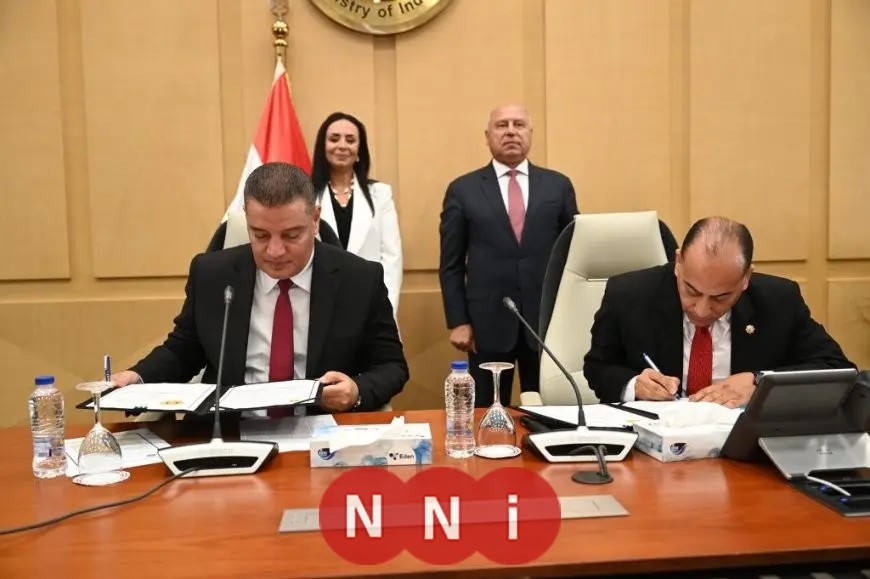 توقيع اتفاقية تعاون لدعم المتقاعدين المسنين من وزارة الصناعة