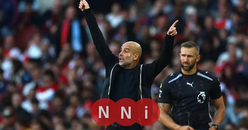 جوارديولا يصدم الحكم الرابع بتقبيلة غير متوقعة في مباراة سيتي وأرسنال