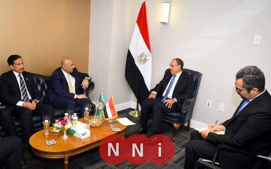 وزير الخارجية يجتمع مع الأمين العام لمجلس التعاون الخليجي في نيويورك لتعزيز التعاون الإقليمي