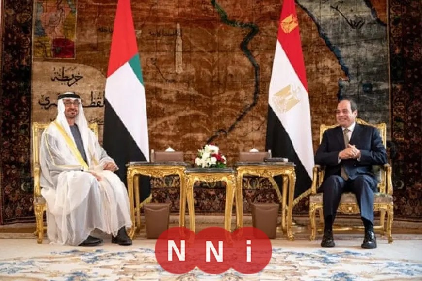الرئيس السيسي يرحب بالشيخ محمد بن زايد في مطار القاهرة الدولي