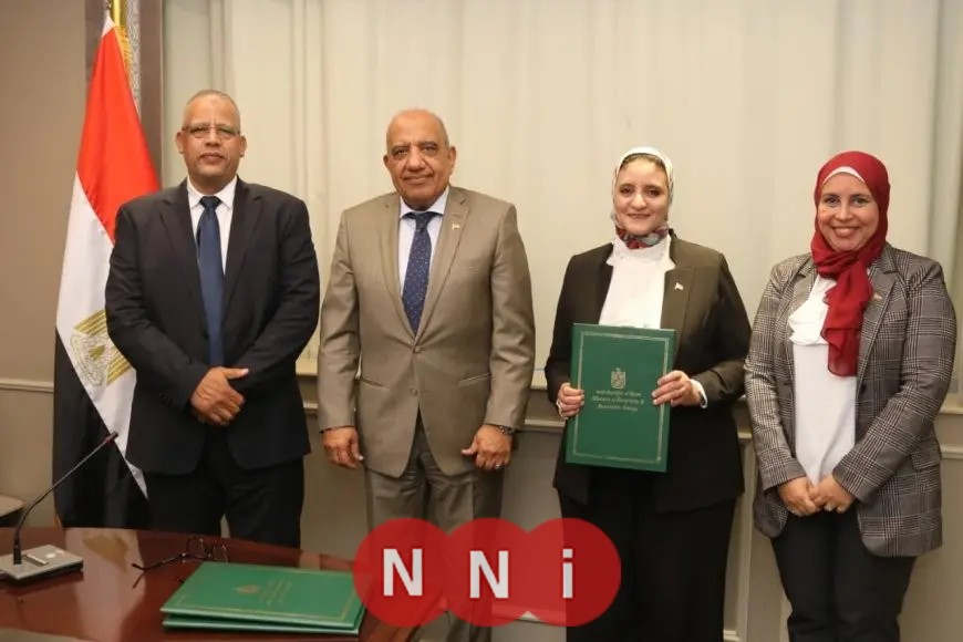 توقيع اتفاق مصري يوناني لإنهاء الدراسات الفنية والاقتصادية لمشروع الربط الكهربائي