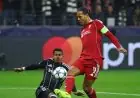 ليفربول يسيطر بثلاثية على آينتراخت فرانكفورت في الشوط الأول من دوري أبطال أوروبا