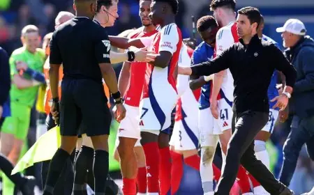 التشكيلة الأساسية لآرسنال أمام أولمبياكوس اليوناني مع جيوكيريس في المقدمة