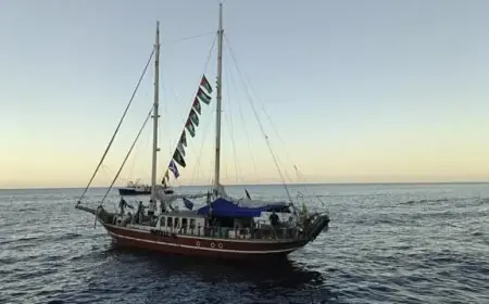 سيطرة إسرائيلية على أكثر من 40 سفينة في أسطول الصمود العالمي وترحيل المشاركين يبدأ الآن