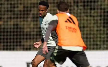 ميليتاو يتعافى ويعود لتدريبات ريال مدريد بعد إصابته في الديربي