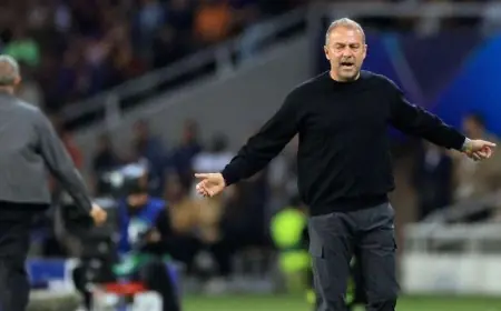 هنري ينتقد فليك بعنف بعد هزيمة برشلونة أمام باريس سان جيرمان