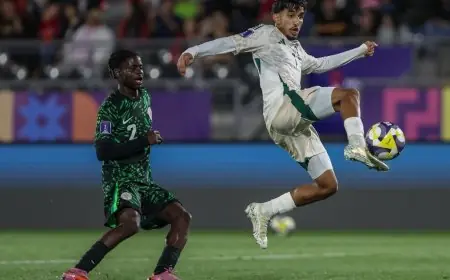 السعودية تتلقى هزيمة مثيرة من نيجيريا بسبب ركلة جزاء متأخرة في مونديال الشباب