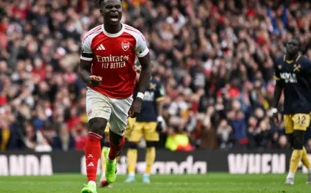 ساكا التاريخي ينقل أرسنال لصدارة الدوري الإنجليزي ويونايتد يحقق الانتصار الكبير