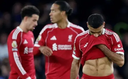 اكتشف تاريخ هزائم ليفربول المتتالية قبل مواجهة تشيلسي الحاسمة