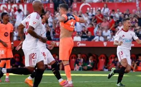 ليفاندوفسكي يواصل سلسلة إهدار ركلات الجزاء مع برشلونة في الدوري الإسباني