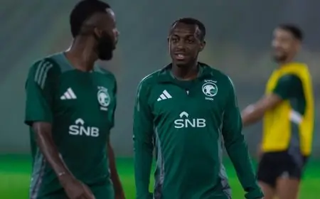 سعود والصحفي يعززان فرص السعودية للتأهل لكأس العالم 2026