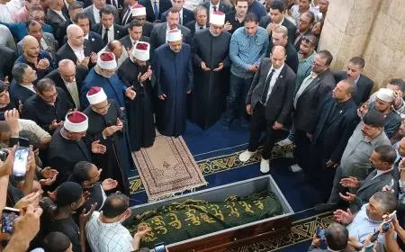 تعرف على تفاصيل وصية الدكتور أحمد عمر هاشم وسبب تكفينه بكسوة سعودية اليوم