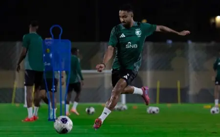 الدوسري يستعد بقوة وأبو الشامات يترقب بحماس قبل لقاء السعودية ضد إندونيسيا