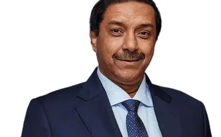 رئيس الاتحاد الدولي للهوكي يشارك في بطولة الأمم الأفريقية بالإسماعيلية