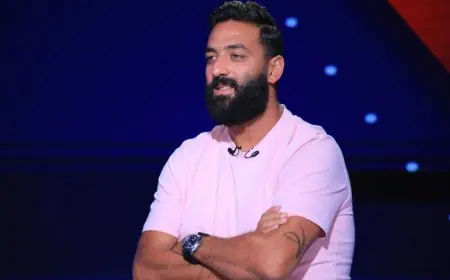 ميدو يشارك فرحته بتأهل مصر لكأس العالم بحلاقة ذقنه