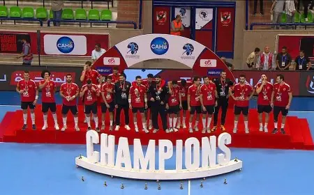 مواجهة ودية مثيرة بين فريق “رجال يد الأهلي” والجيش الملكي المغربي