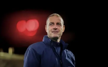 الأهلي يكشف النقاب عن مدربه الجديد ياس سوروب في مؤتمر صحفي مثير