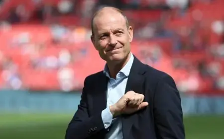 ياس سوروب يوجّه الأهلي في أول تدريب وسط غيابات دولية مؤثرة