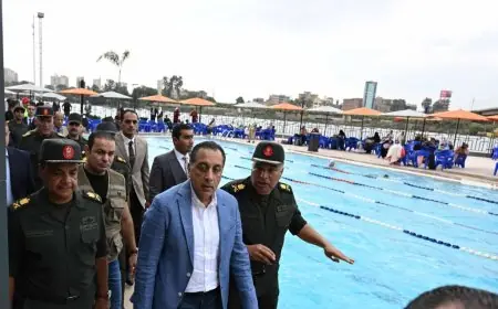 رئيس الوزراء يزور نادي وفندق بنها للقوات المسلحة ويطلع على الخدمات المقدمة للمدنيين والعسكريين