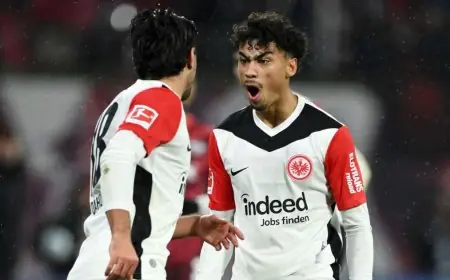 ريال مدريد وأرسنال في صراع مثير لضم المدافع الشاب من فرانكفورت