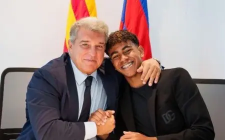 انطلاق الجدل حول اجتماع يامال ووكيله مع إدارة برشلونة