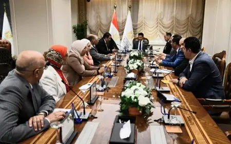 وزير الرياضة يبحث مع رئيس اتحاد القوة إدراج اللعبة في دورة الألعاب الأفريقية 2027