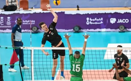 الهلال يهزم الأهلي بشكل ساحق ويتوج بكأس الاتحاد السعودي للكرة الطائرة